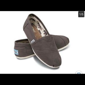 Slip On Canvas Toms